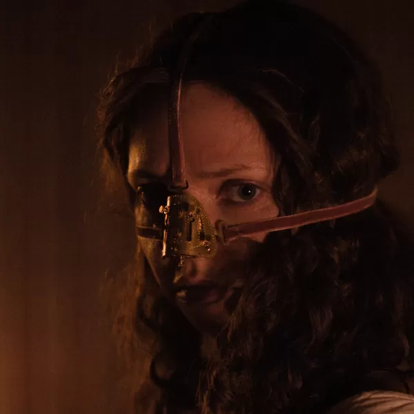 추악한 의붓언니 공포영화, 지금 \[Platform\]에서 스트리밍 중